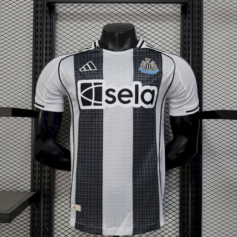 NEWCASTLE UNITED I 25/26 HOMBRE (VERSIÓN JUGADOR)