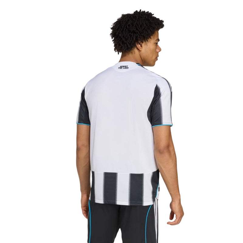 NEWCASTLE UNITED I 25/26 HOMBRE (VERSIÓN JUGADOR)